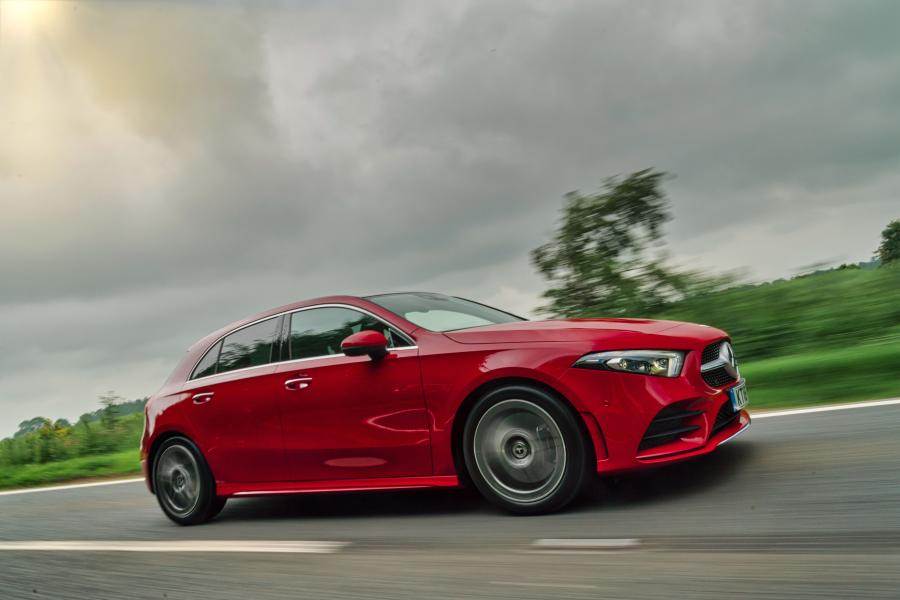  Mercedes-Benz A250 AMG Line (W177) 2018 года  (UK) (фото 2 из 13)